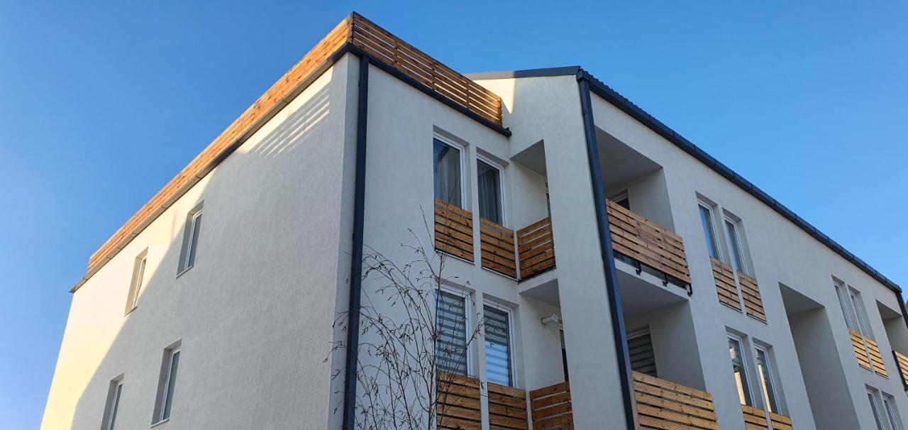 Hoobee Home & Rooftop Terrace Targu-Mures Bagian luar foto