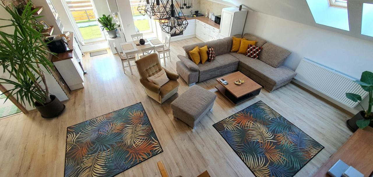 Hoobee Home & Rooftop Terrace Targu-Mures Bagian luar foto