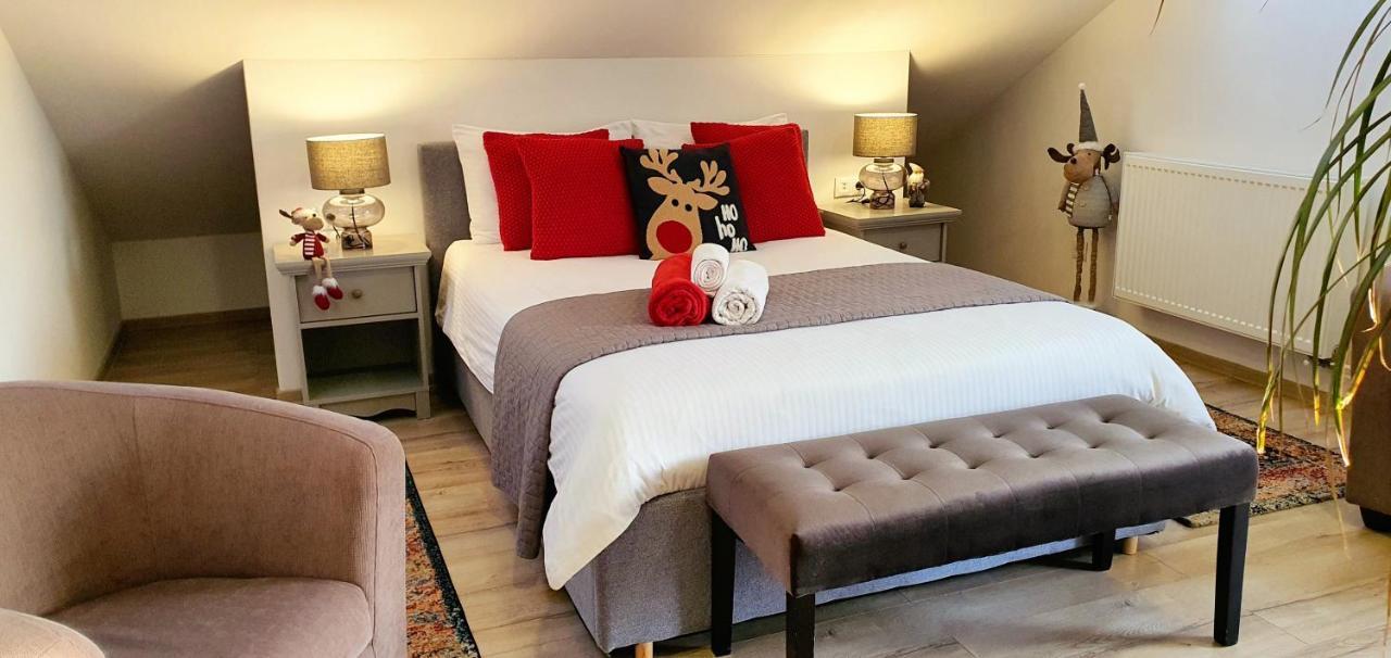 Hoobee Home & Rooftop Terrace Targu-Mures Bagian luar foto