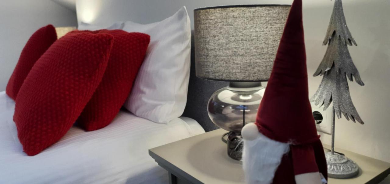Hoobee Home & Rooftop Terrace Targu-Mures Bagian luar foto